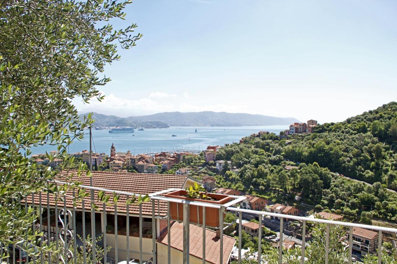 La Terrazza Con L'Ulivo - Guesthouse Con Terrazza E Vista Sul Golfo Dei Poeti La Spezia Exterior photo