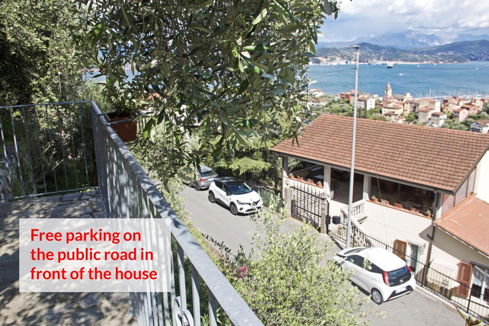 La Terrazza Con L'Ulivo - Guesthouse Con Terrazza E Vista Sul Golfo Dei Poeti La Spezia Exterior photo